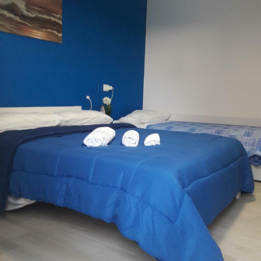 Hotel Zefiro Fiumicino Esterno foto